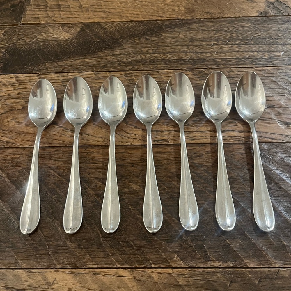 Hampton Silversmiths ELAINE Glossy Stainless Flatware (7) Teaspoons